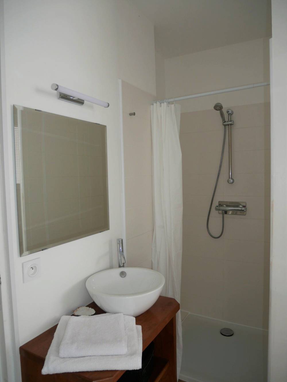 salle de bain T2 meublé Biarritz